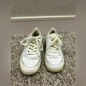 Boys white Nike air sneakers size 4.5